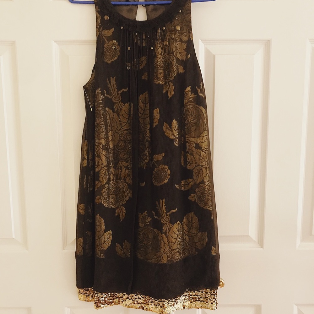 🎊BCBG LACE CLASSIC  DRESS🎊